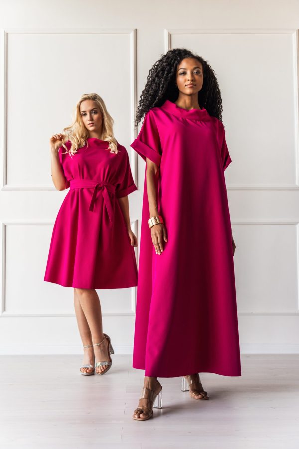 noor kámzsás nyakú hosszú pink ruha és Móni rövid ruha pink