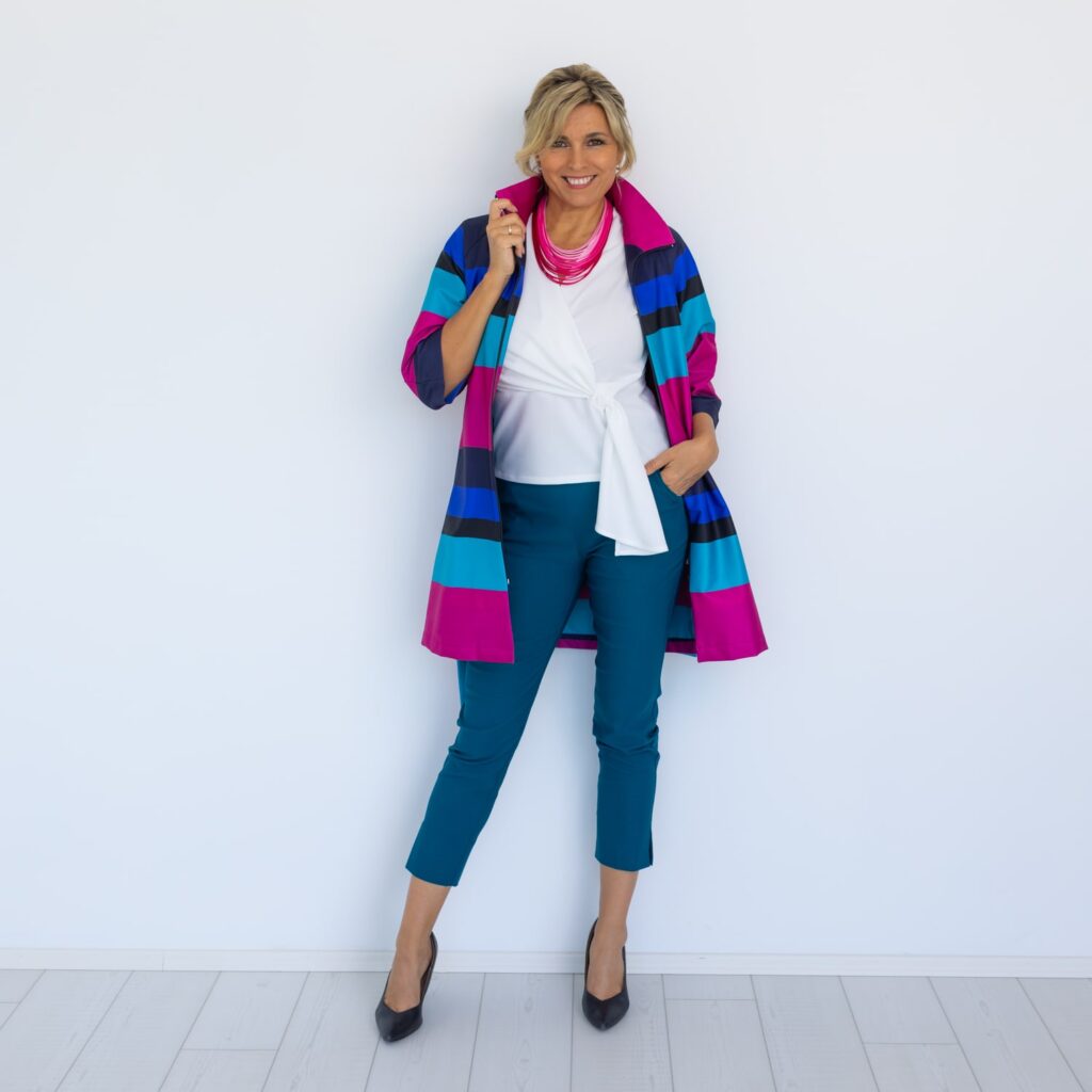 Amira csíkos kabát