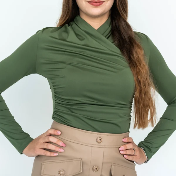 Niki rugalmas felső