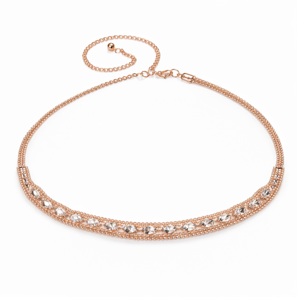 Elegáns ékszeröv köves díszítéssel